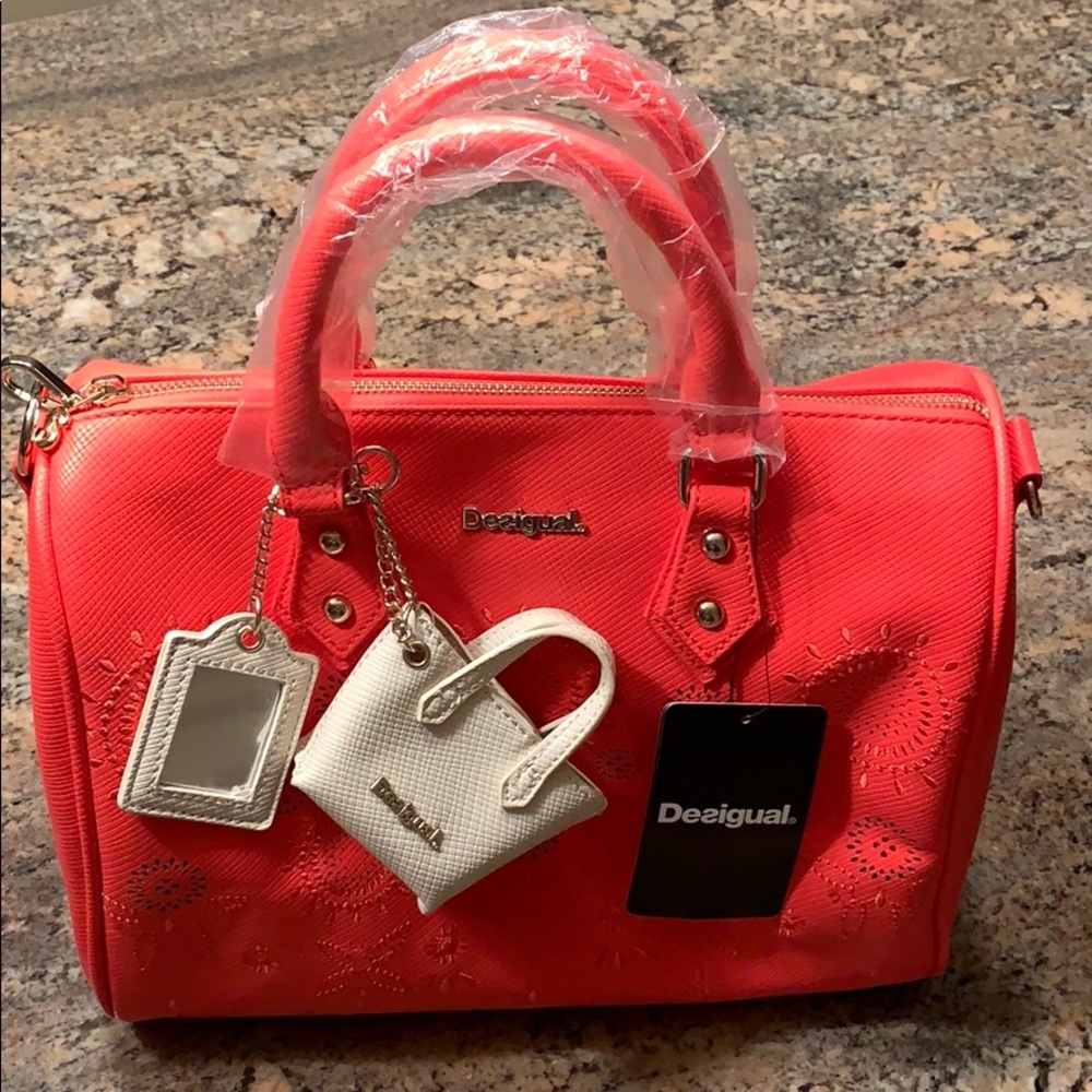 ☀️ *NEW* Desigual Bowling Bag
